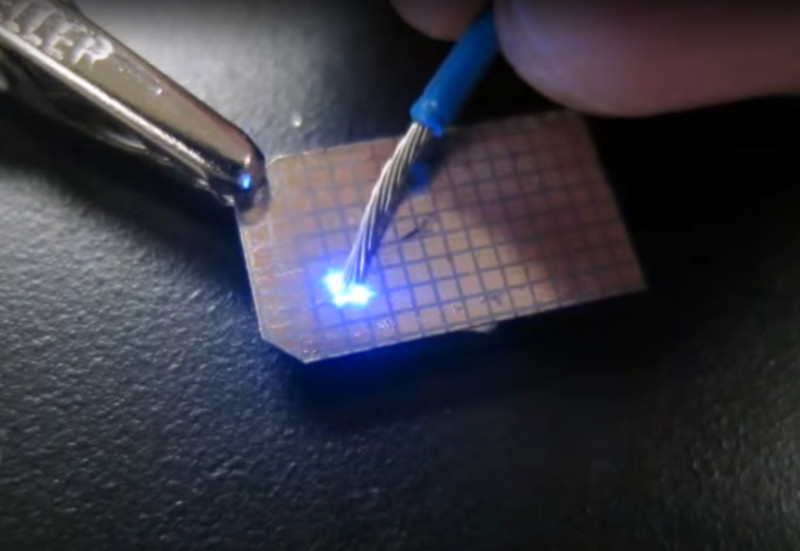 大面积单片集成MicroLED！这家公司靠它拿到三星的战略投资