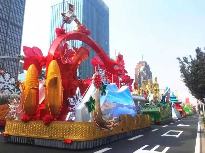 一文了解：70周年庆典上的LED显示屏都来自哪些公司？