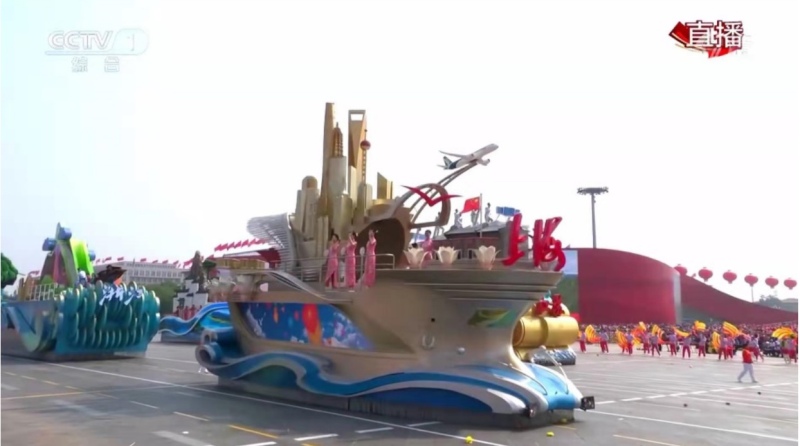 天安门游行彩车闪耀亮相的背后，你所不知道的“集创芯”