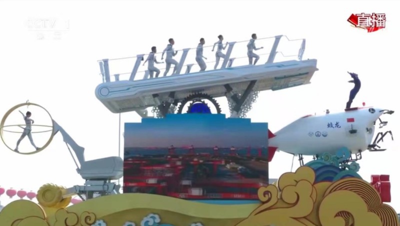 天安门游行彩车闪耀亮相的背后，你所不知道的“集创芯”